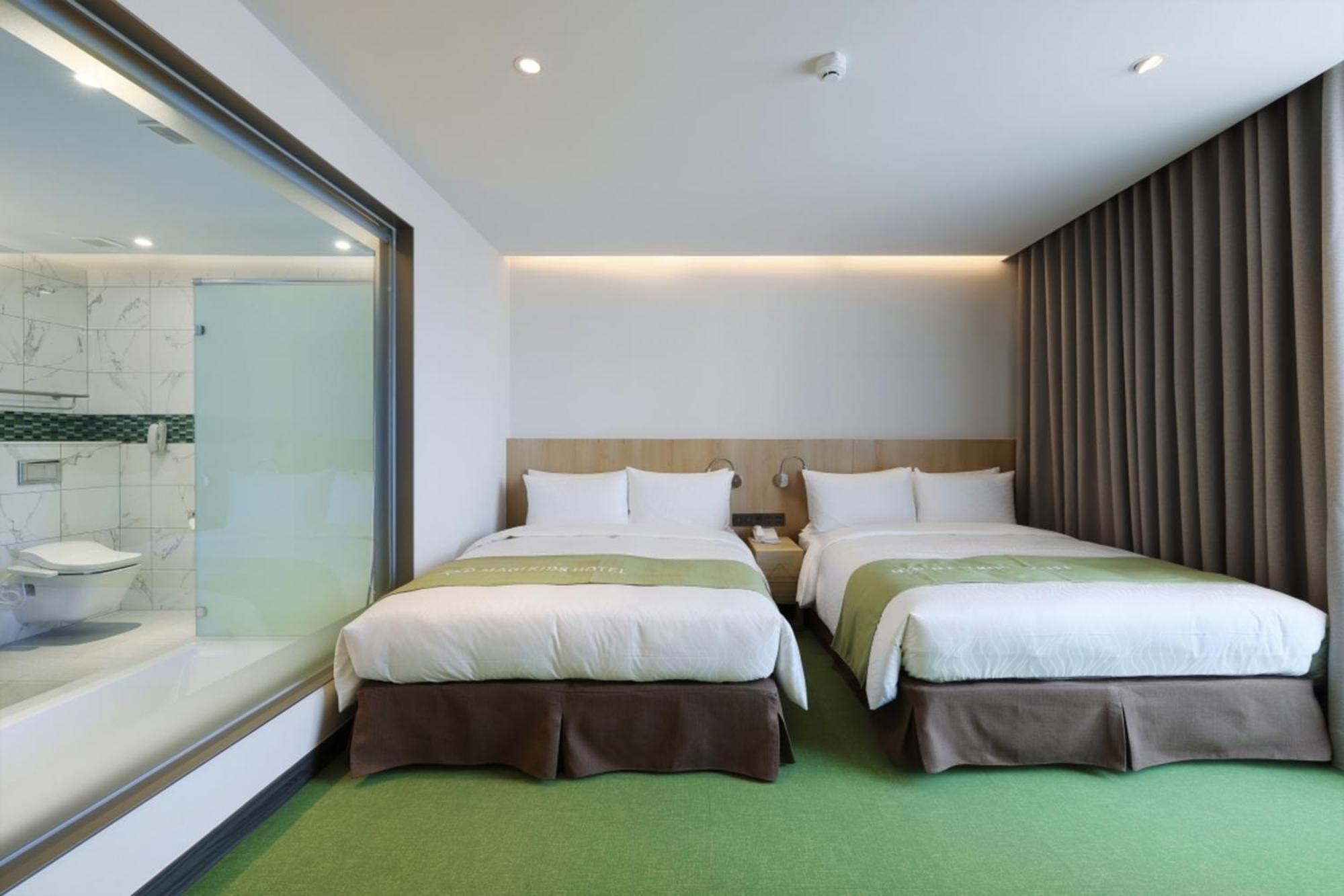 Check Inn Magi Kids Hotel Luodong Exteriör bild