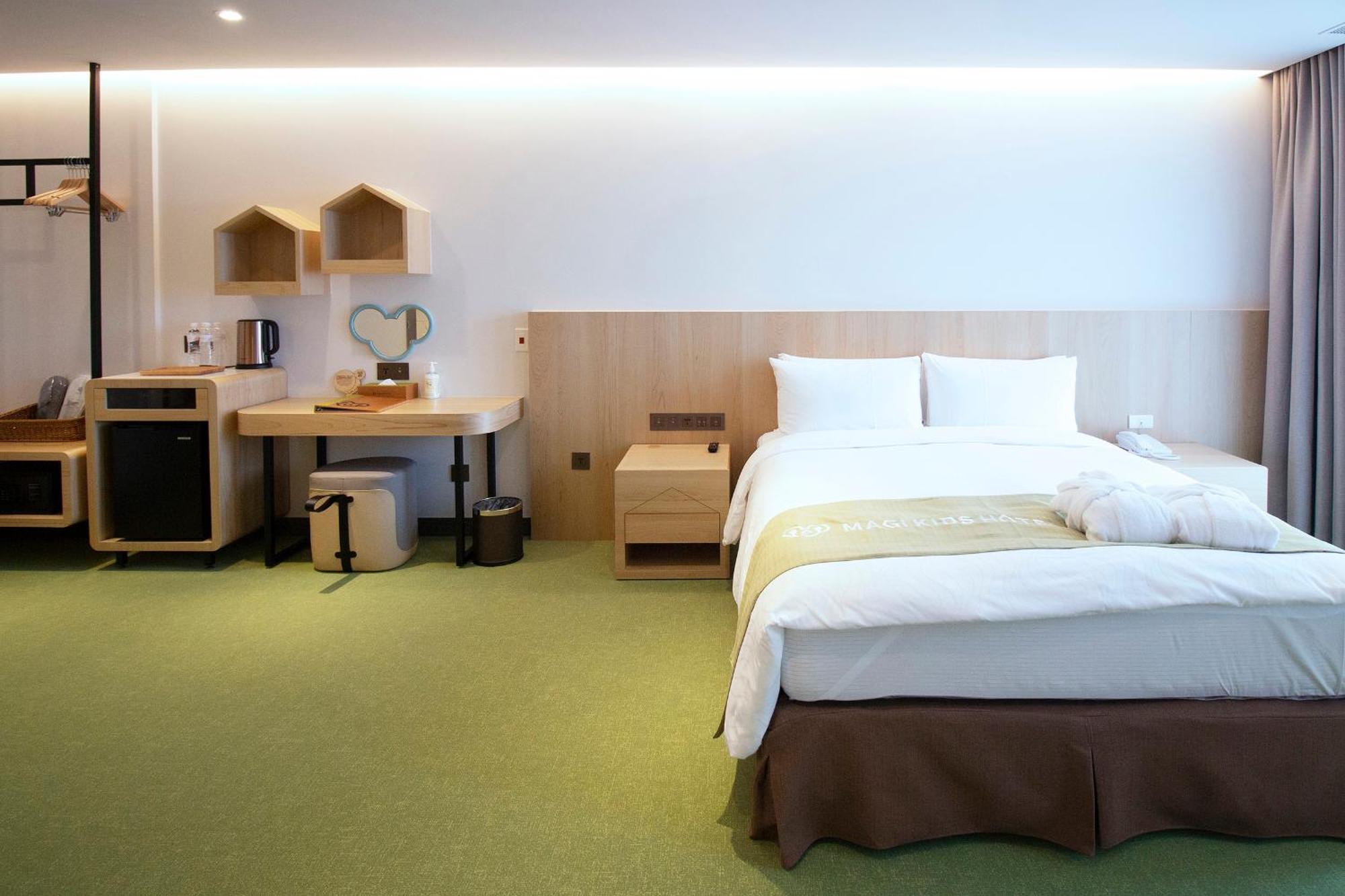 Check Inn Magi Kids Hotel Luodong Rum bild
