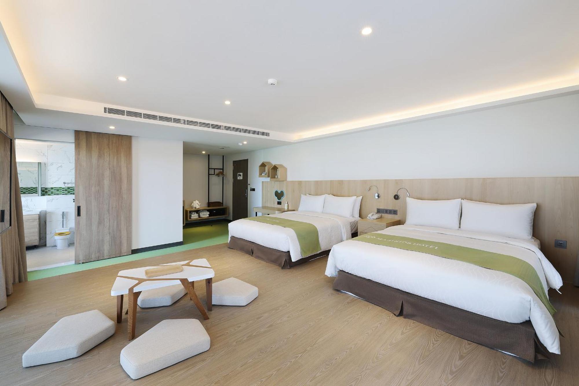 Check Inn Magi Kids Hotel Luodong Exteriör bild